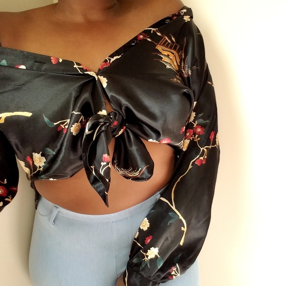 Japanese print blouses - Picture 2 of 2